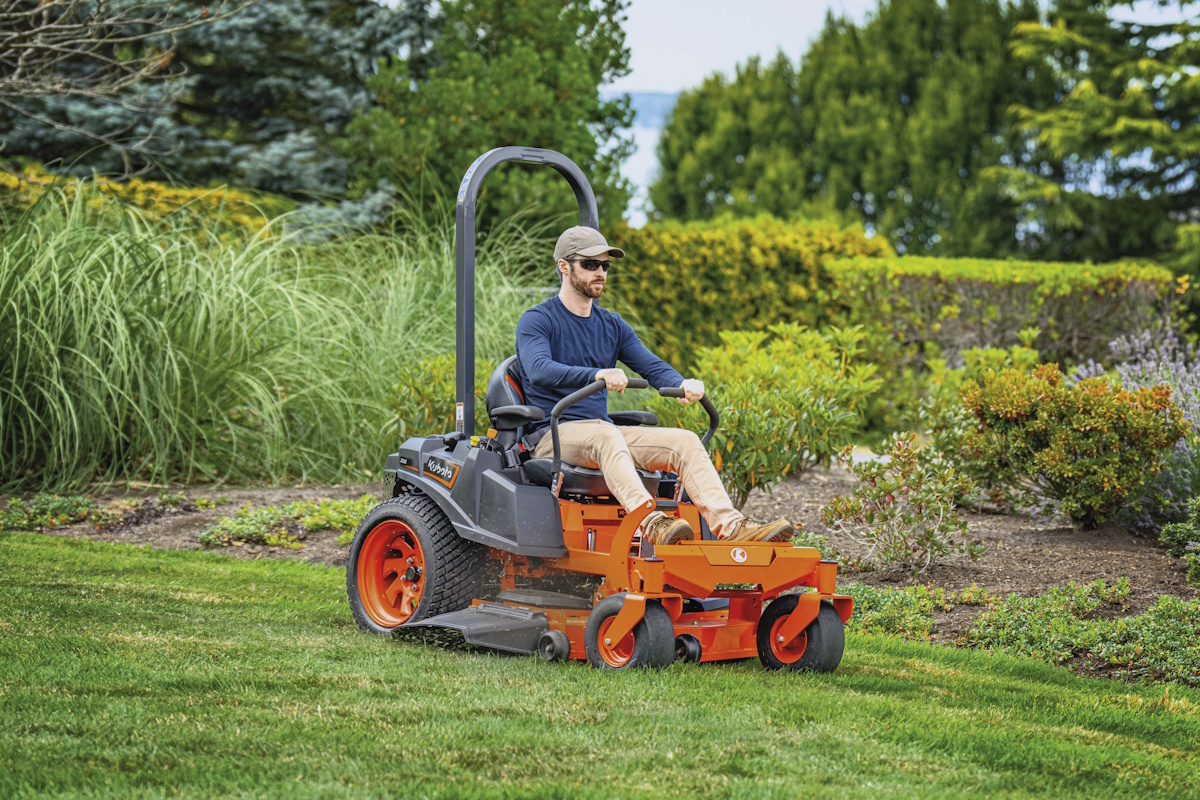 Z242 & Z252 MOWERS | Kubota USA