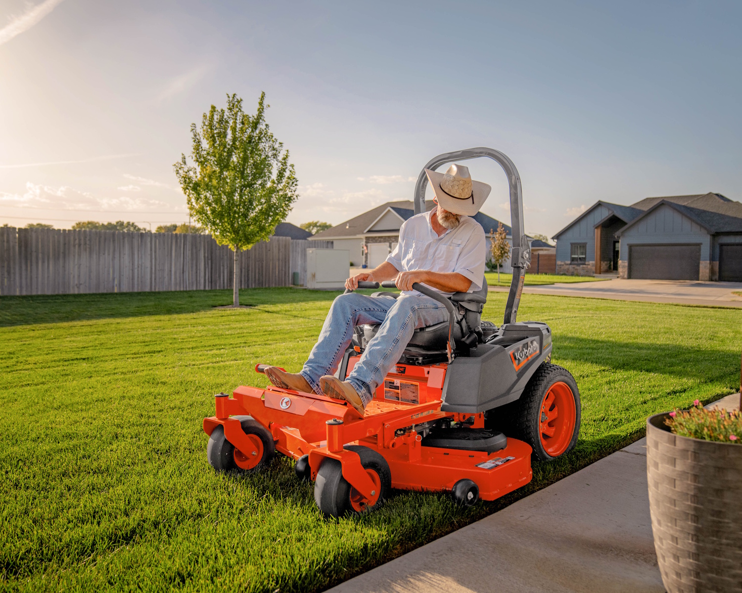 Z242 & Z252 MOWERS